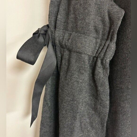 Max Edition Sweater with Ribbon Sleeve Detail Size XL - Picture 4 of 4